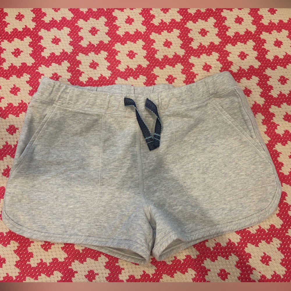 ivivva (by lululemon) teens grey sweatshorts